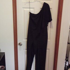 NWOT Venus One-Shoulder Black Wide Leg Draped Front Jumpsuit Size 10